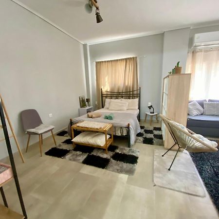 Xrysa'S Central City Apartment Mesolóngion 외부 사진